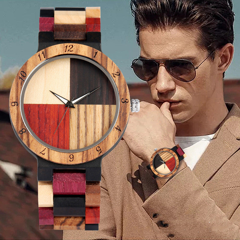Homme portant la Montre à quartz avec cadran en bois vintage 