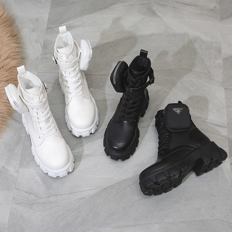 Bottes Punk noires ou blanches