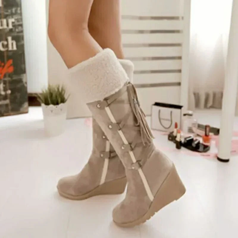 bottes hiver à talons compensés beige