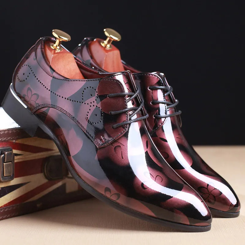 Chaussures à motifs floraux bordeaux