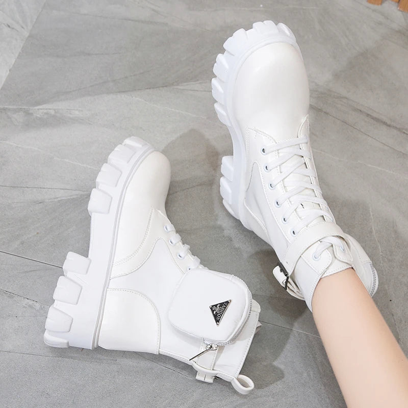 Bottes moto blanches pour femmes avec poche