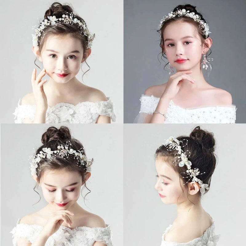 Enfants portant la couronne de perles et de fleurs
