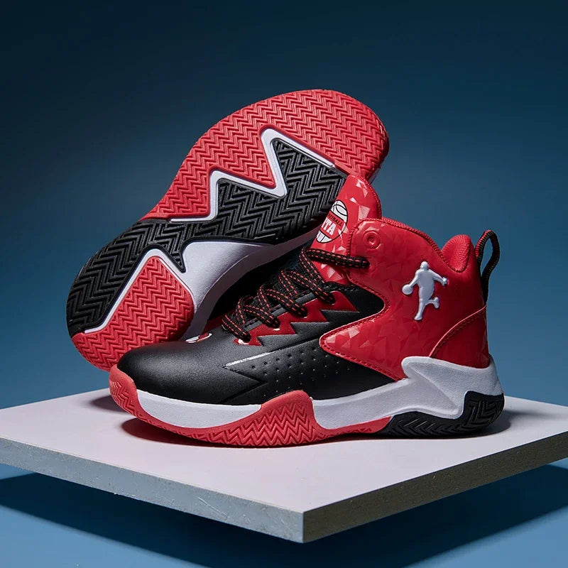 Chaussures Basket-ball rouge et noir 