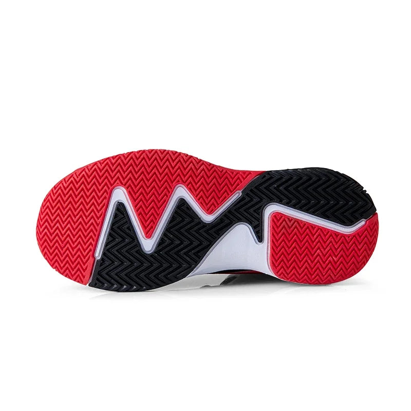Semelle des chaussures de basket-ball pour enfants