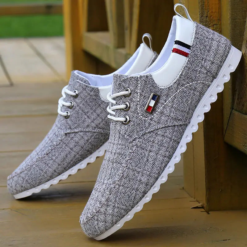 Chaussures pour hommes en vieux tissu de couleur gris