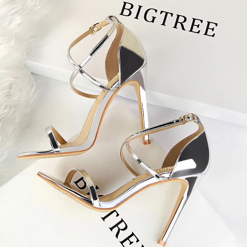 chaussures sexy brillantes argentées