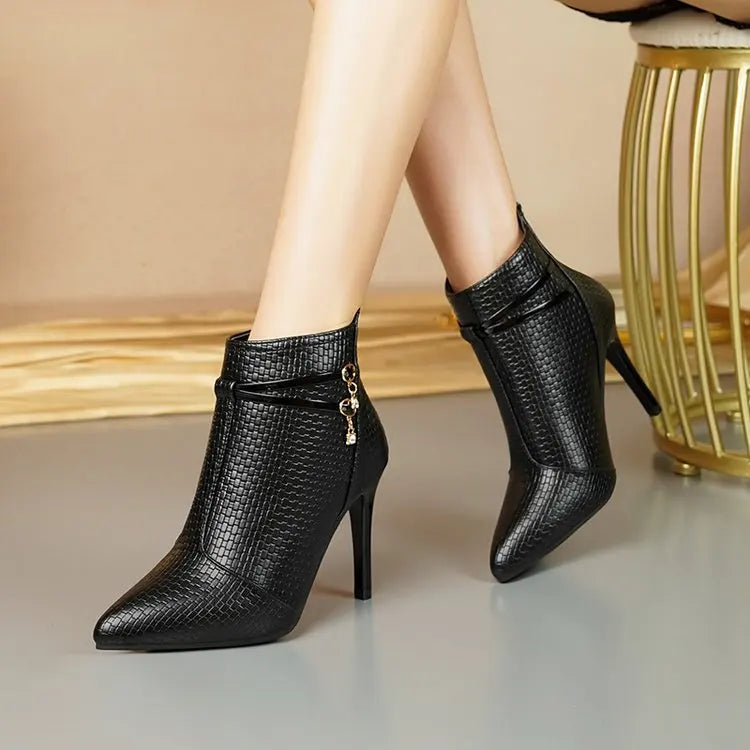 Bottines à talons hauts noires