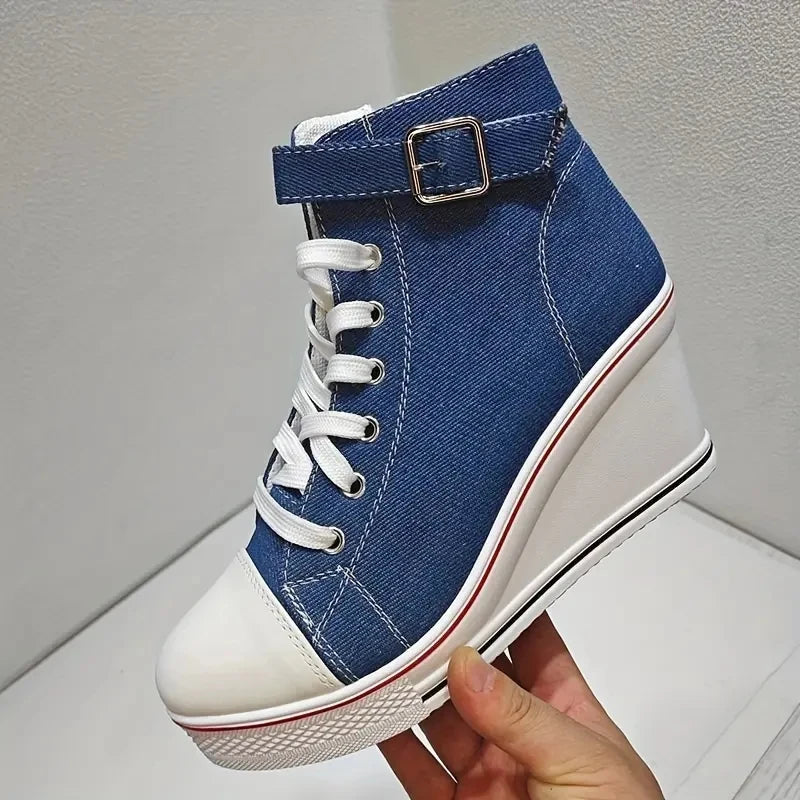 Zoom chaussure en toile DENIM