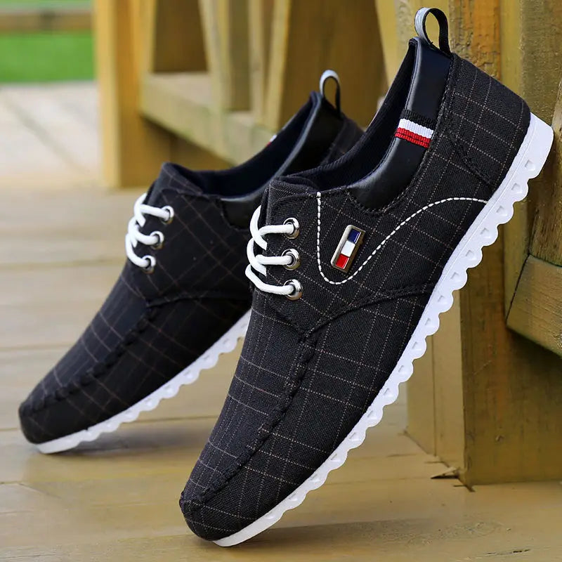 Chaussures pour hommes en vieux tissu de couleur noir